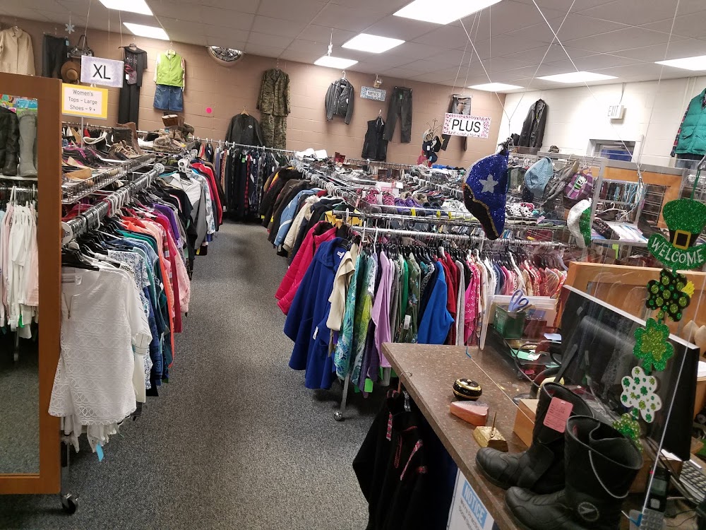 BEST THRIFT STORES IN NEW ENGLAND cover photo collage