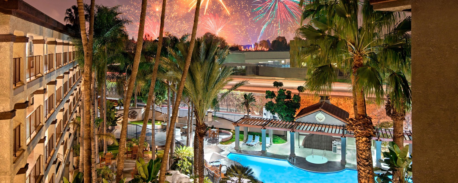 My favorite Disneyland hotels for any budget cover photo collage