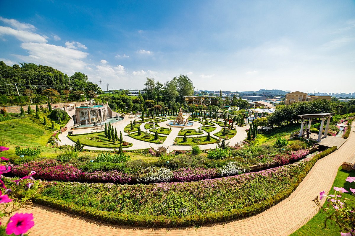 Spots in 고양시 (Goyang-si) that’re a must visit 💒 cover photo collage