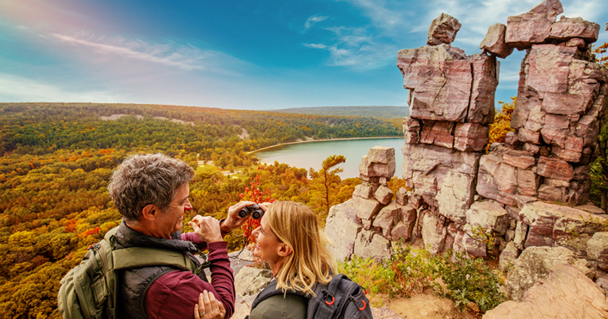 Cozy Autumn Hikes You'll Regret Not Trying this Fall 🍁 cover photo collage