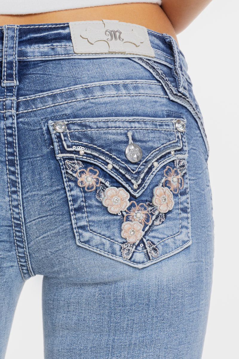 Her must Haves 💅 cover photo collage