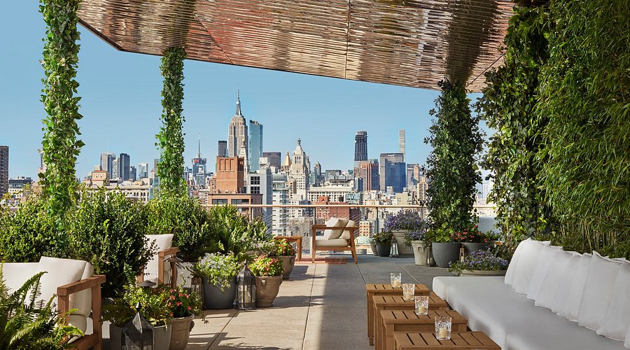 The 10 Best Hotels In New York City. cover photo collage