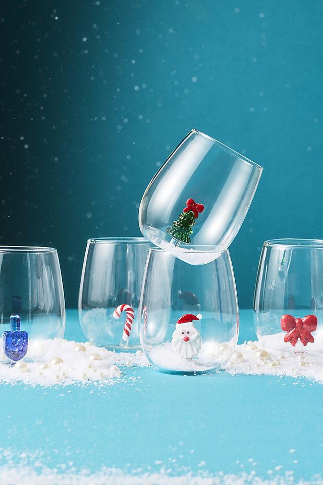 The Ultimate Christmas Gift-Giving Guide🎁✨ cover photo collage