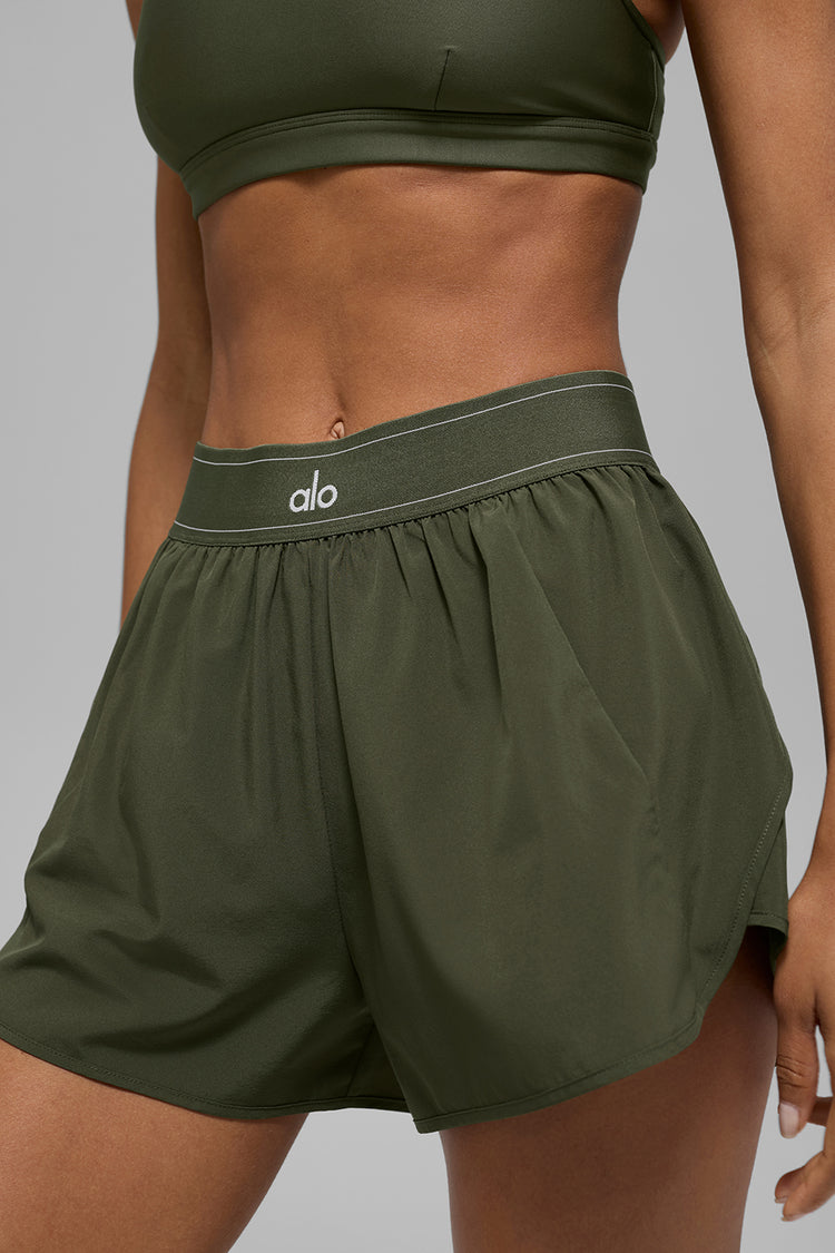 ALO Yoga Recs For Midsize and Curvy Baddies