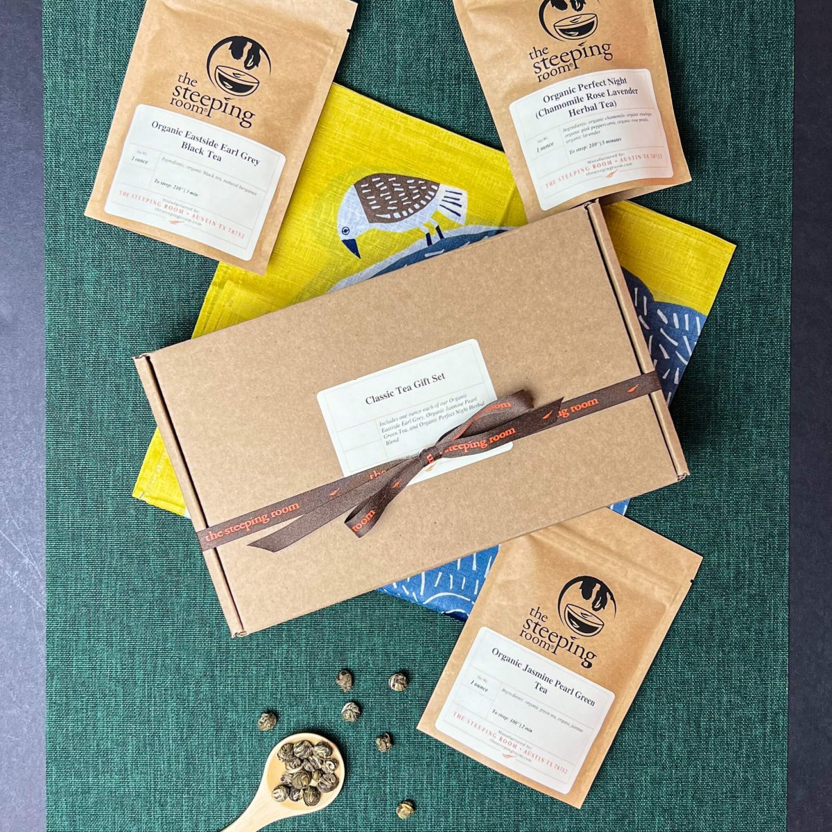 Matcha powders & tools every matcha lover needs! cover photo collage