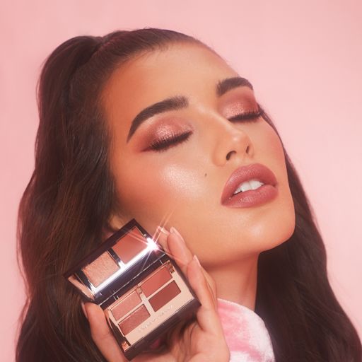 Vegan Minimal-Natural Make-up cover photo collage