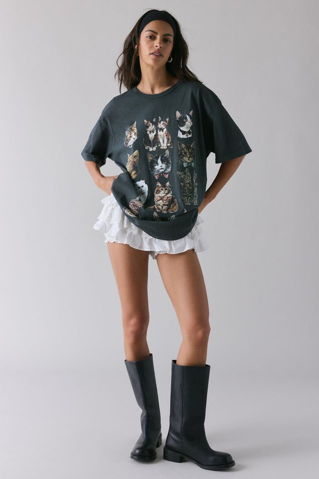 If you like cats, you're not going to want to miss this Urban Outfitters List cover photo collage