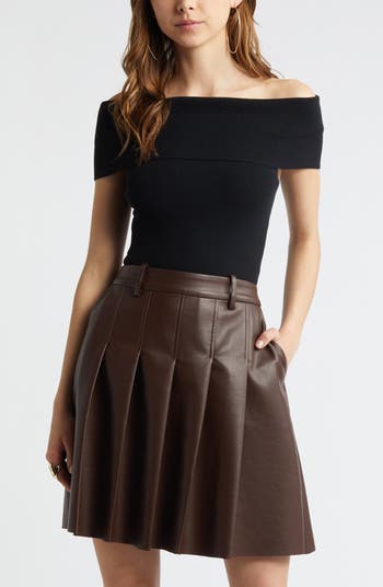 Stylish Fall Tops You’ll Want in Your Closet This Season cover photo collage