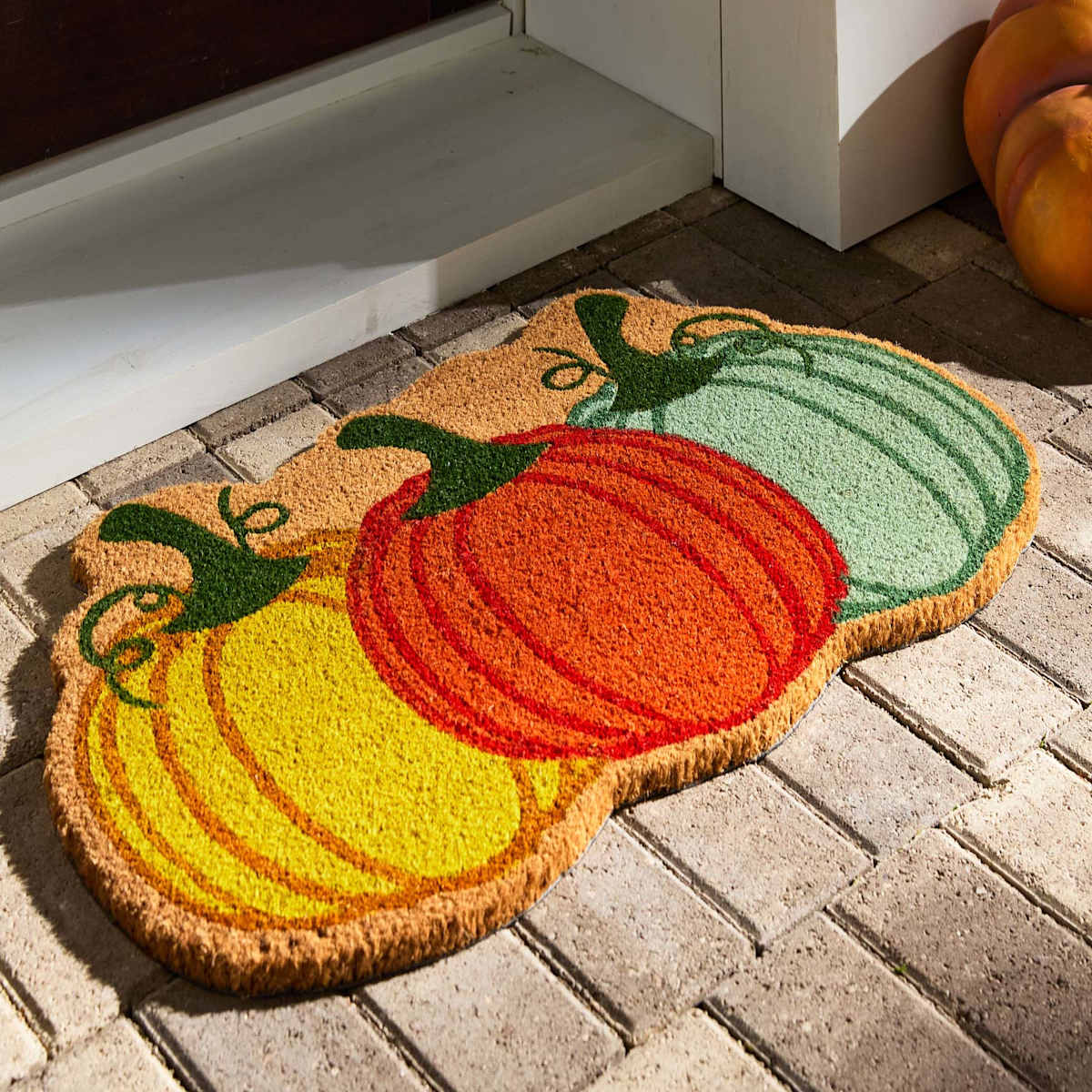 Spice up your front porch with these Pumpkin decors! cover photo collage