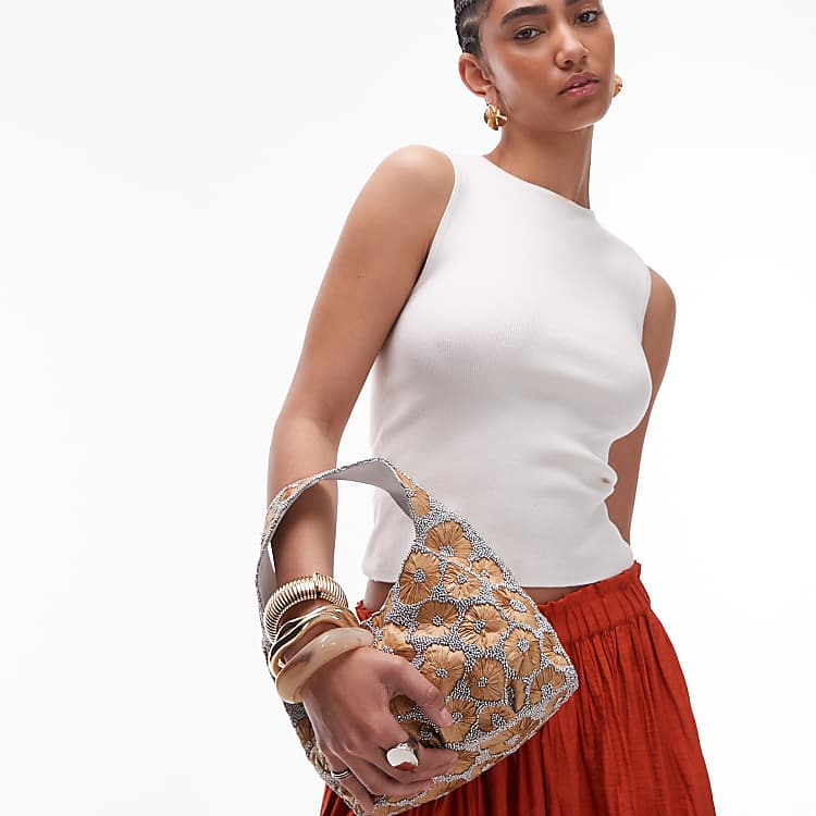 The cutest bags i
I’ve found on Asos 👜👛 cover photo collage