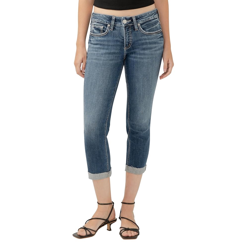 Y2K clothing inspo👗 cover photo collage