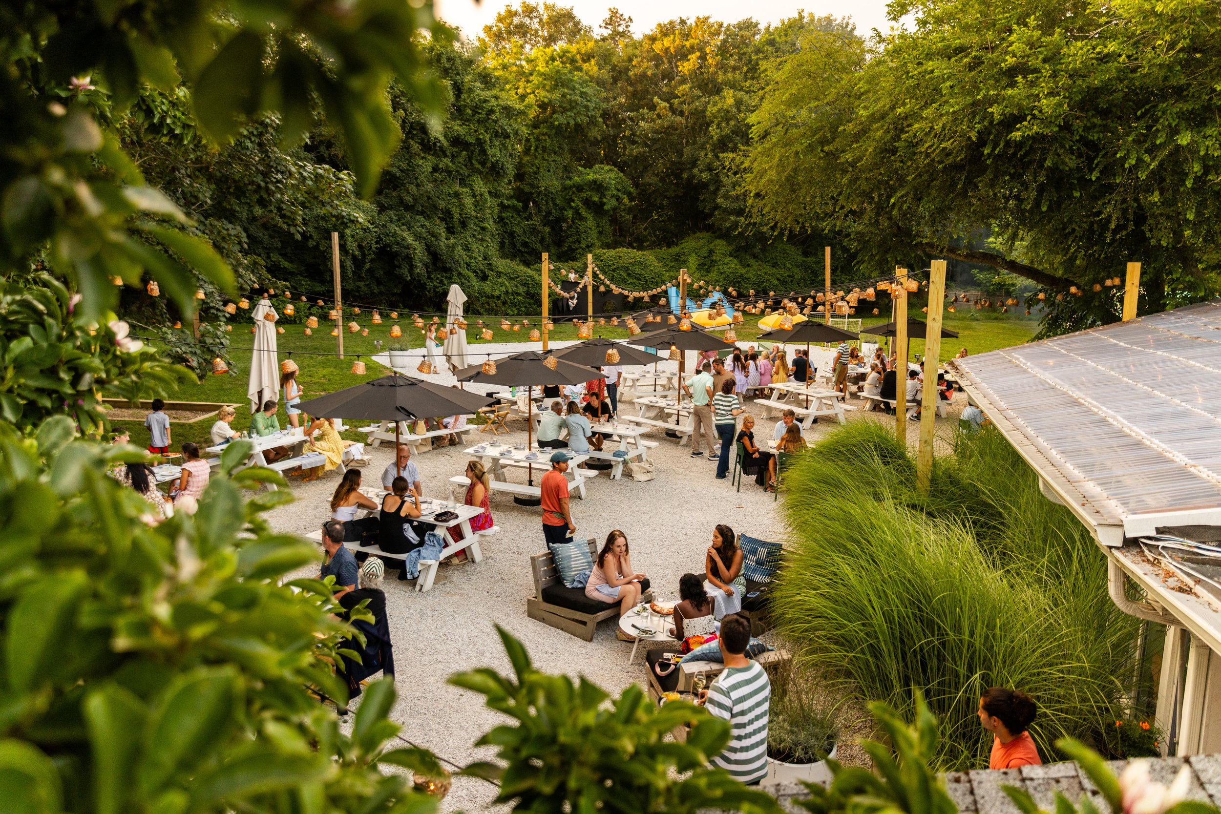 the hamptons hotspots: a shopaholic’s guide | Sag Harbor, NY 🦪✨ cover photo collage