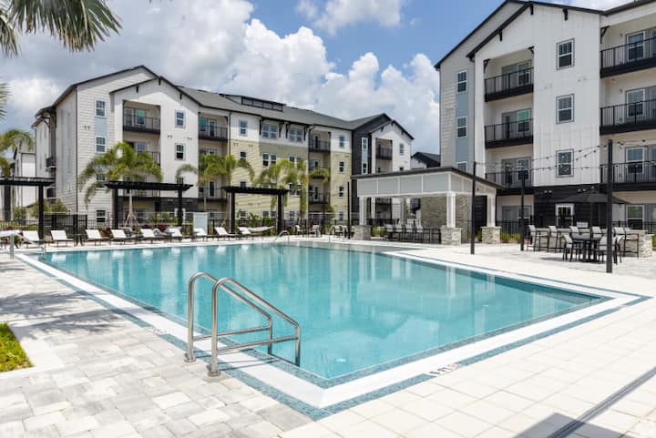 Airbnbs and Hotels near Disney World cover photo collage