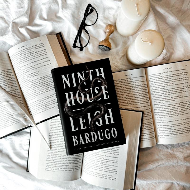 Fall Books to Read by the Fireplace: Romance, Mystery, Horror, & more cover photo collage