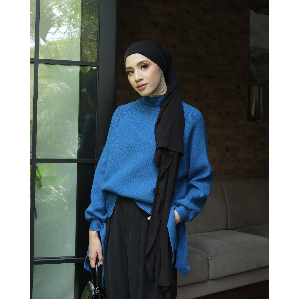 "Upgrade Your Autumn Wardrobe: Trendy Outfit Ideas to Try Now" cover photo collage