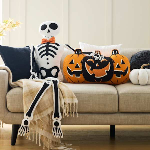 2025 Boo Basket Ideas for ALL the People in Your Life cover photo collage