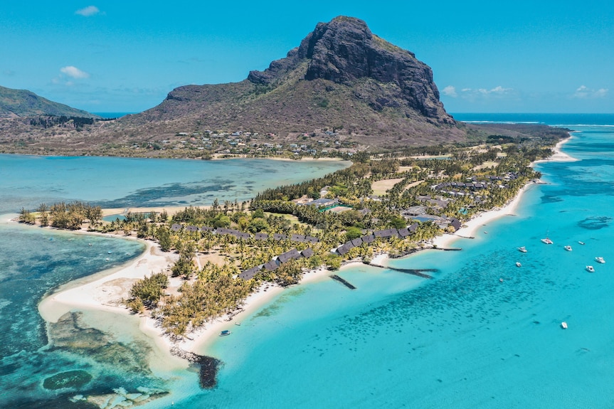 Your slice of paradise in Mauritius 🌴🌺 cover photo collage