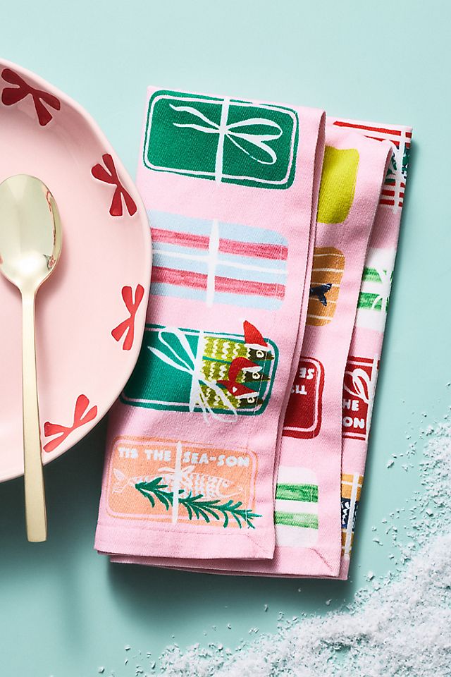 Gifts for the Host (That They’ll Actually Use) 🥳 cover photo collage