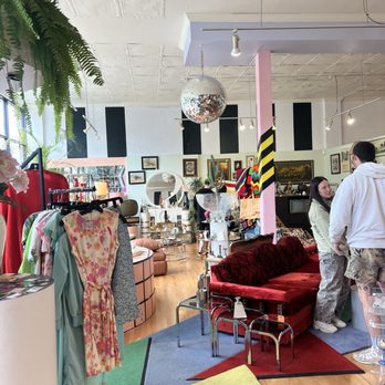Best Places to Thrift Unique Home Decor in CLE cover photo collage
