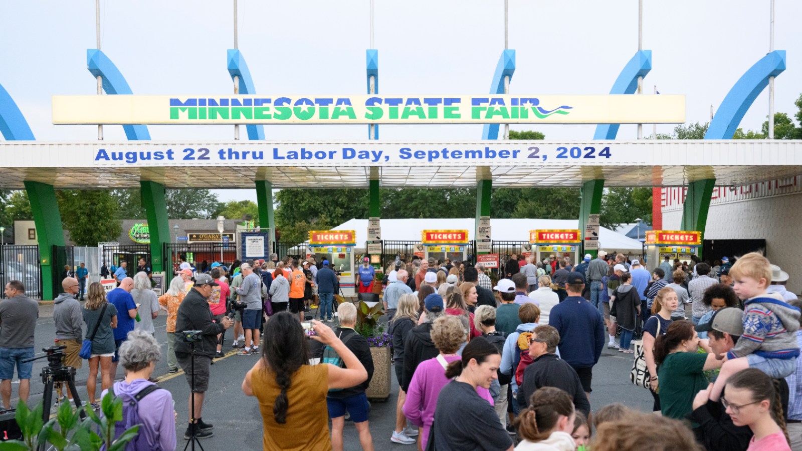 Fave places to go with kids in MN cover photo collage