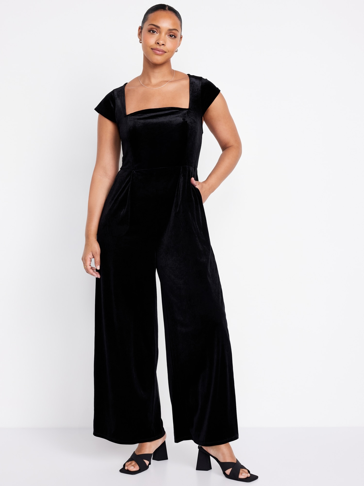 Trendy Professional Clothes that Automatically Make You THAT Girl in the Office cover photo collage