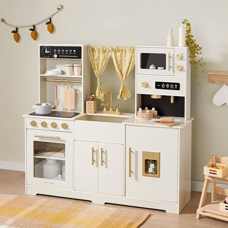 The Ultimate Kids Play Room Guide: Amazon Edition cover photo collage