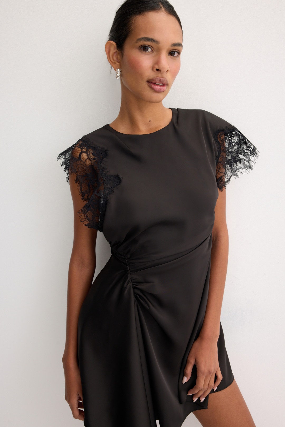 amur zina asymmetric lace ruched satin mini dress Timeless Dresses Size:44