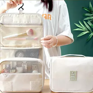 Dorm Essentials: Things You Need When Moving In cover photo collage