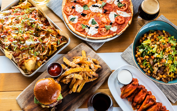 Visit Chicago 🌭 cover photo collage