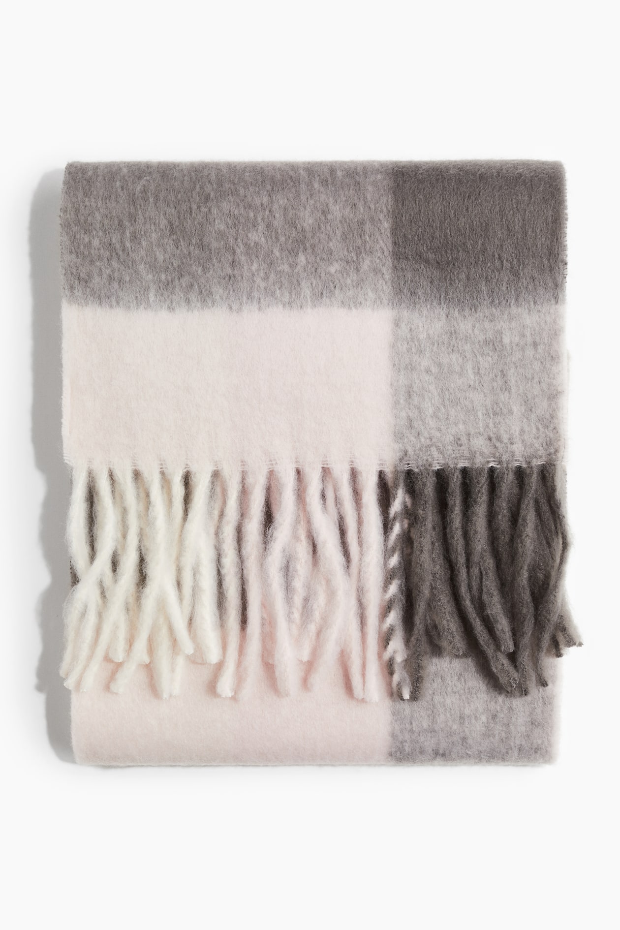 Christmas gift guide for her: Under £20 cover photo collage