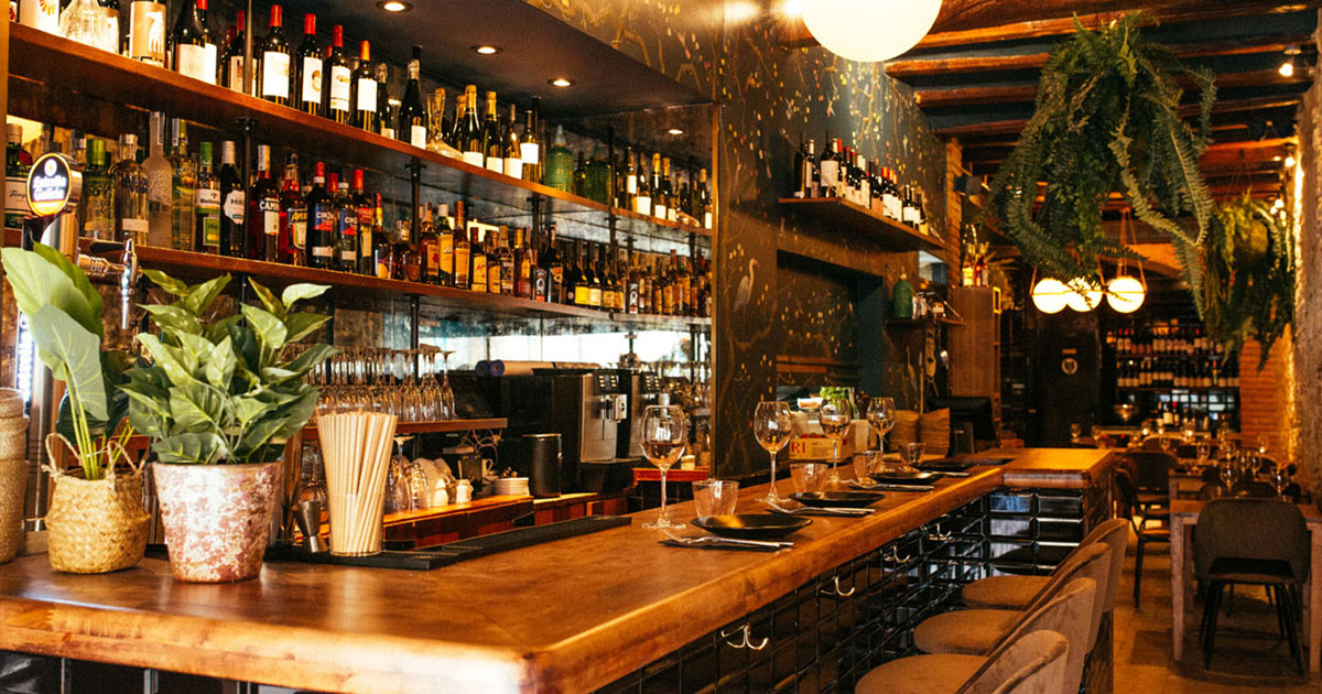 how far would you travel for tapas? (barcelona city guide)💃🏽 cover photo collage