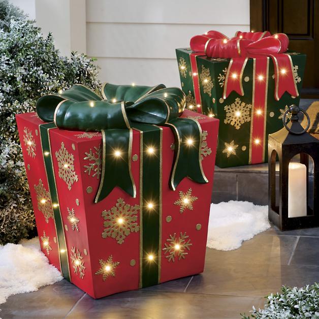 Christmas Town: Garlands & Glitter cover photo collage