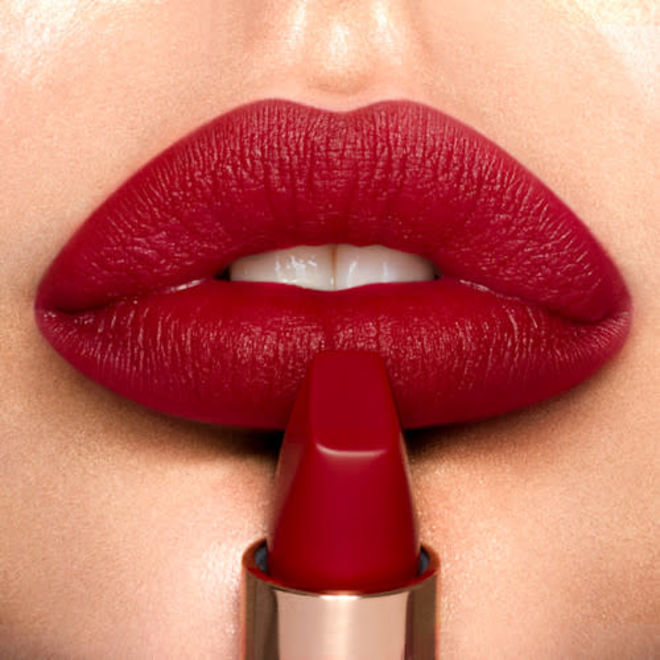 The Perfect Pout Under the Mistletoe 💋 cover photo collage