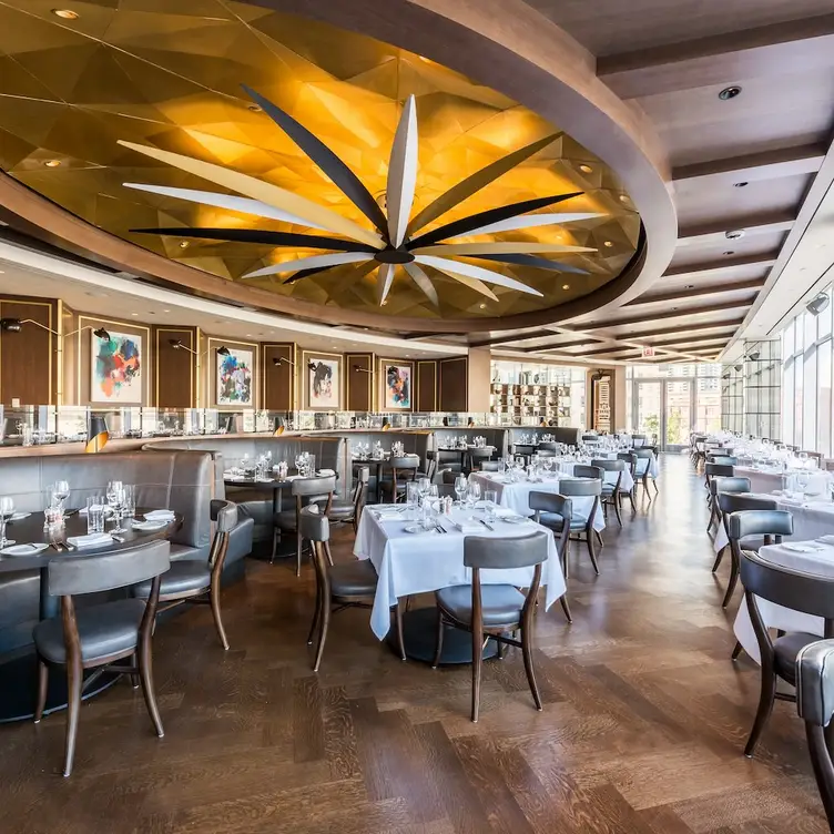 Best Chicago Restaurants You Have to Try (Local’s Picks!) cover photo collage