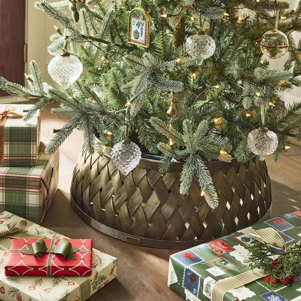 Festive Faves: A Benable Christmas cover photo collage