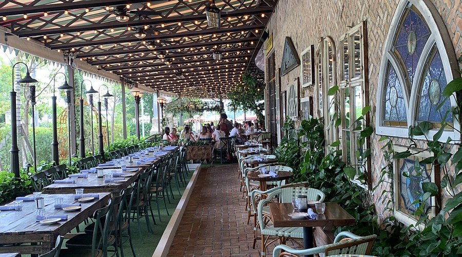 places to eat in south florida 🍝🍳🍦🍔 cover photo collage