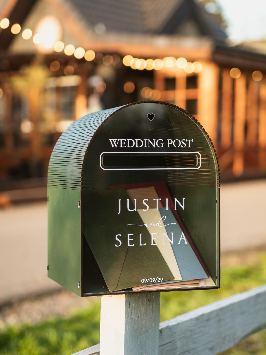 Favorite Wedding Decor cover photo collage