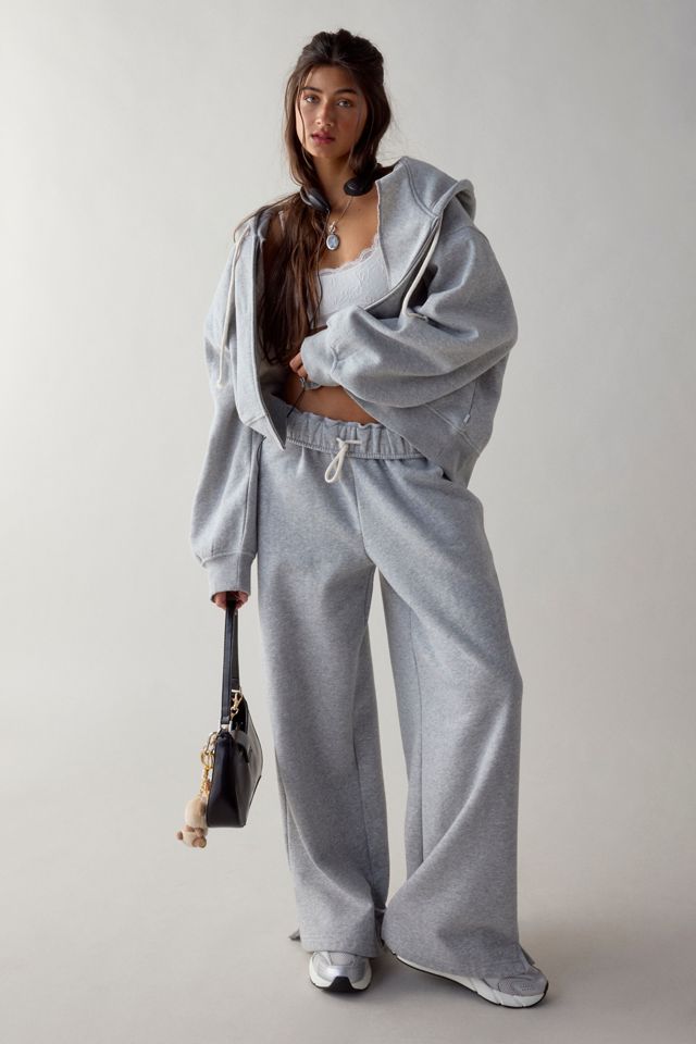 Affordable Fashion for Lazy Girlies cover photo collage