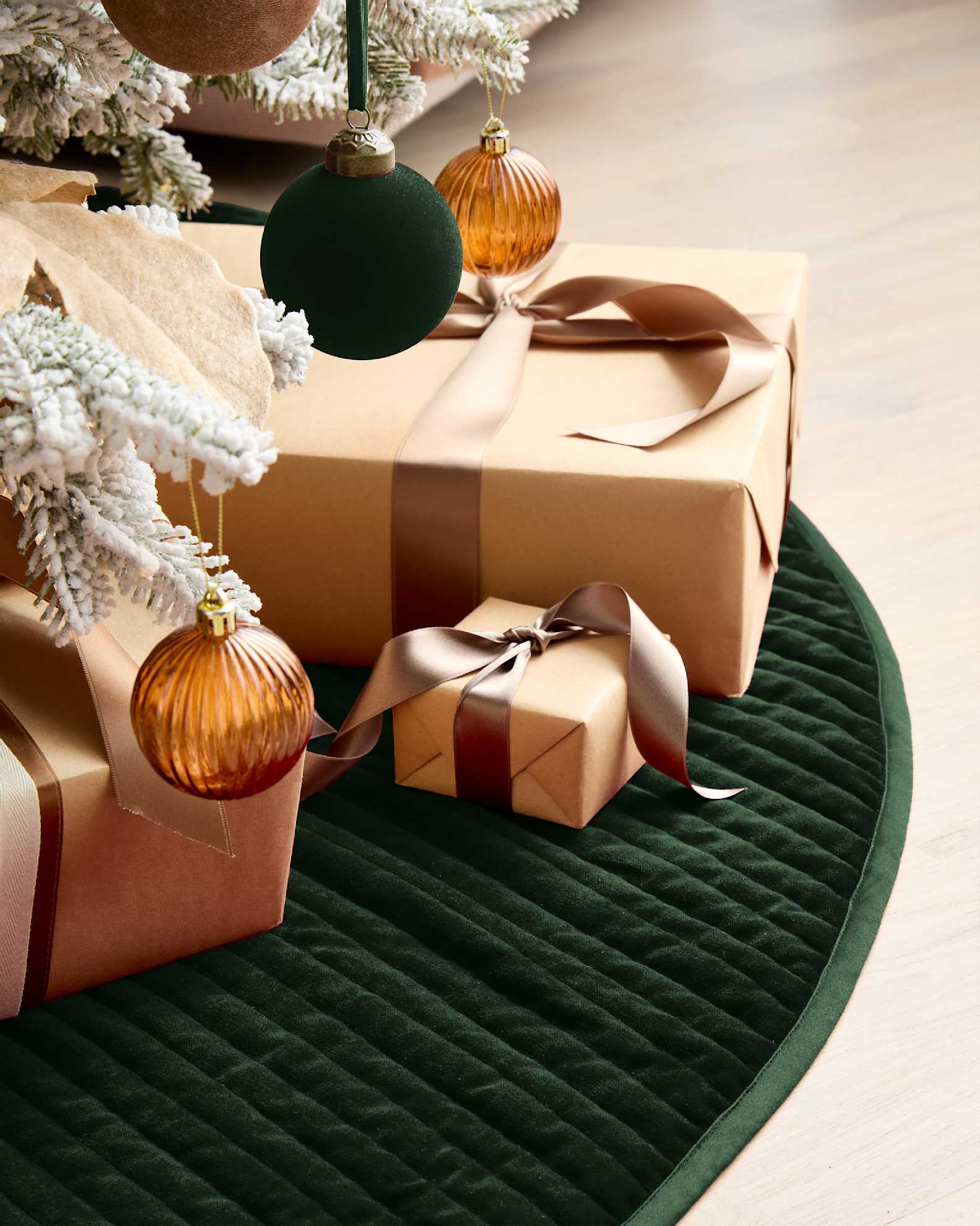 Cozy & Warm Christmas Decor I've Been Eyeing cover photo collage