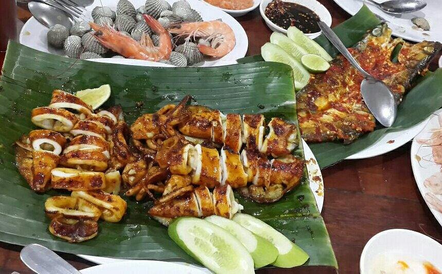 What Locals eat at Jakarta (My Recommendation) cover photo collage