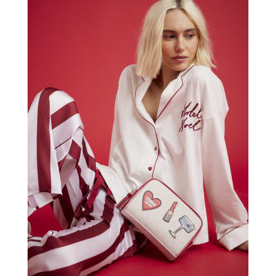 The Christmas gift guide for her 2025 cover photo collage