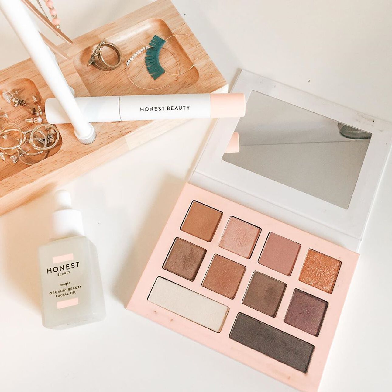 My favorite beauty products 💋 cover photo collage