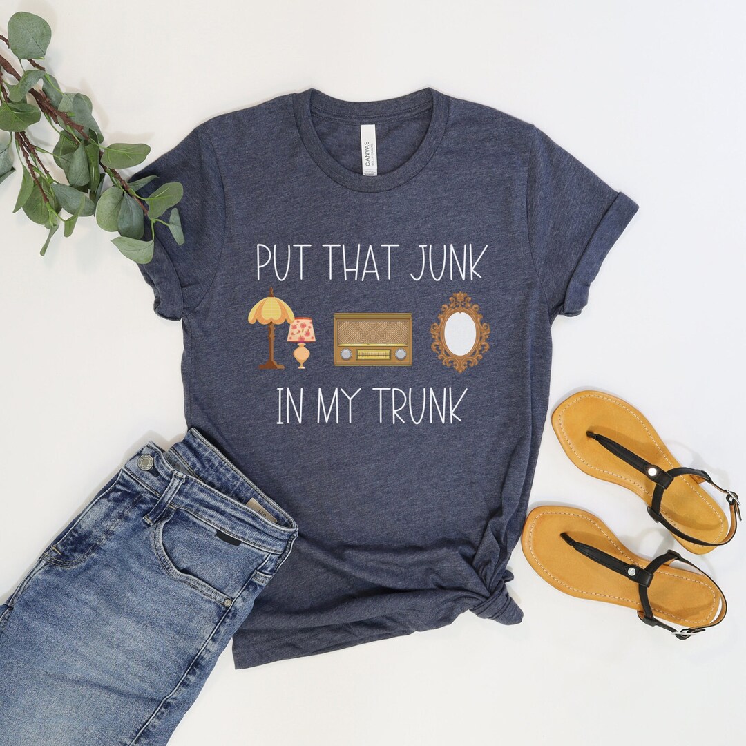 Estate sales, thrifting, and yard sales just make me so happy! These are my picks for great buys and fun gifts for your fellow thrifters! cover photo collage