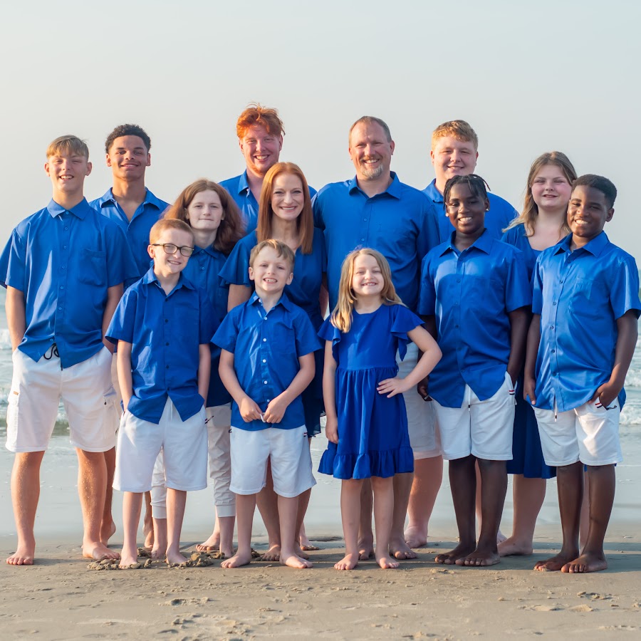 My favorite Influencers and Content Creators cover photo collage