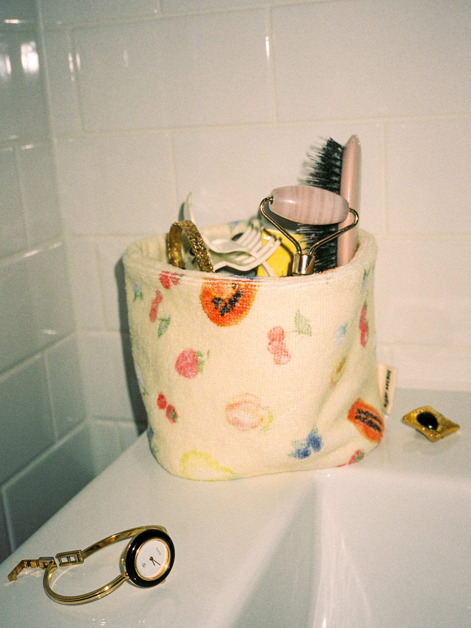 decor for your room that give “that girl” cover photo collage