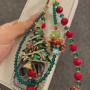 Gifts under $20 that don’t feel cheap 🎄 cover photo collage