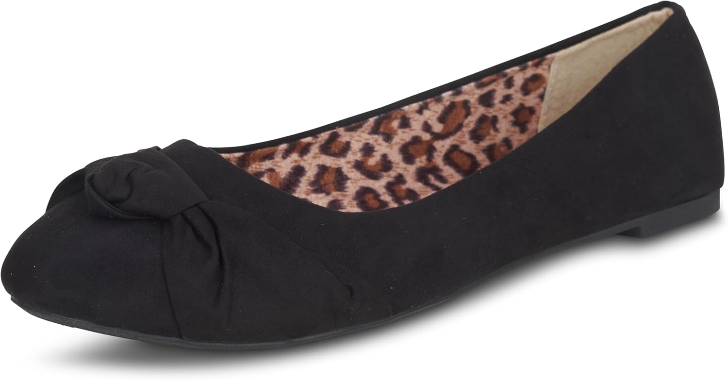 Women’s shoes cover photo collage