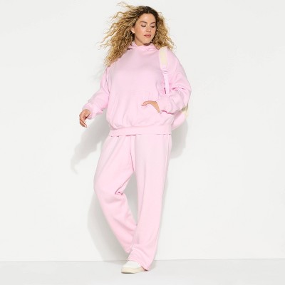 college essentials to be ✨that girl✨ cover photo collage