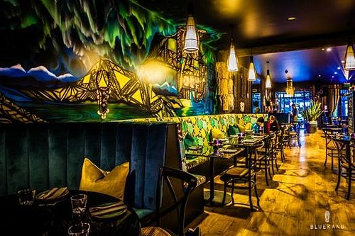 Mouth watering food in Queenstown, New Zealand cover photo collage