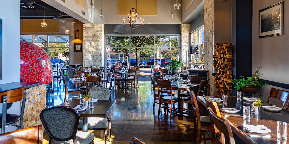 What to do in Georgetown, TX 🌵 cover photo collage